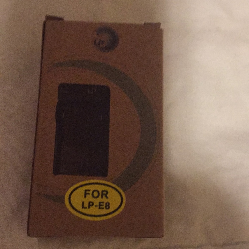 Battery Charger for LP-E8